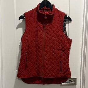 Women's Quilted Red Vest with Stand Collar PTP 18.5” L27”